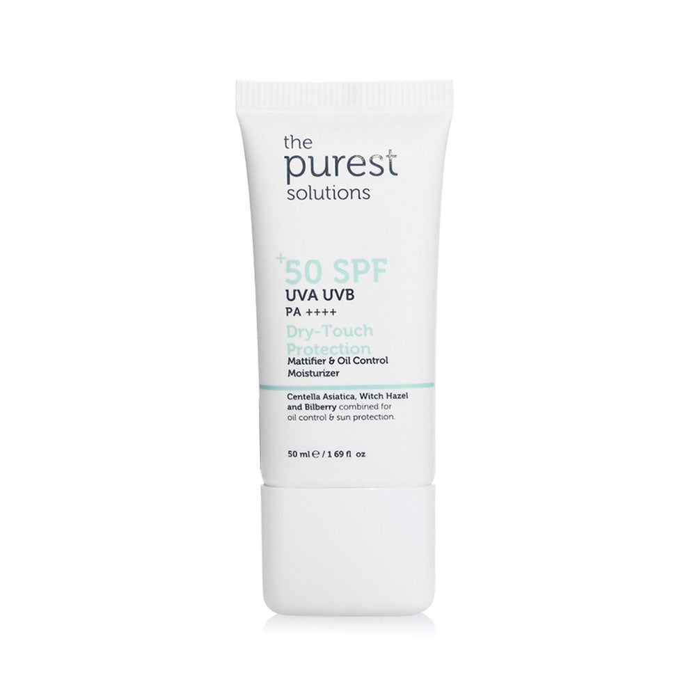 Mattifying sunscreen with SPF 50+ for oily skin, providing UVA/UVB and blue light protection, moisturizing, and balancing oil production